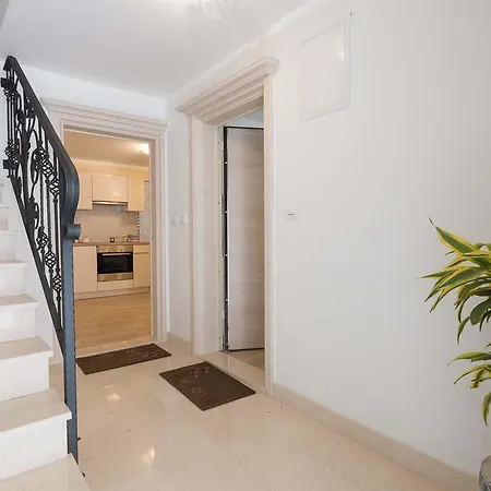 Apartment Phoenix Studio Split