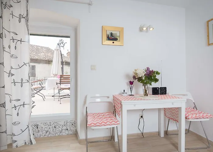 Phoenix Studio Split